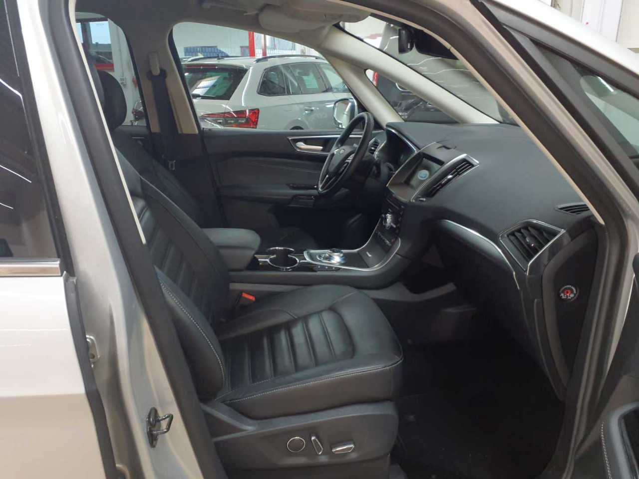 Ford Galaxy 2.0 EcoBlue S&S Aut. TITANIUM 8