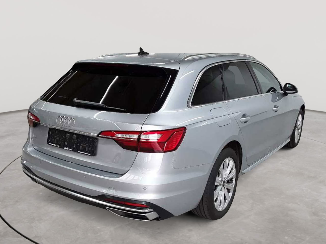 Audi A4 Avant 40 TDI S tronic advanced 4