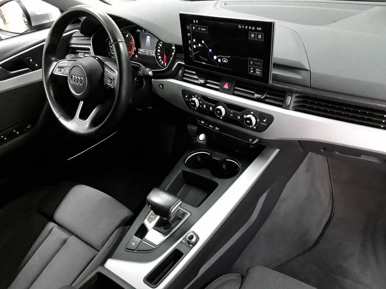 Audi A4 Avant 40 TDI S tronic advanced 9