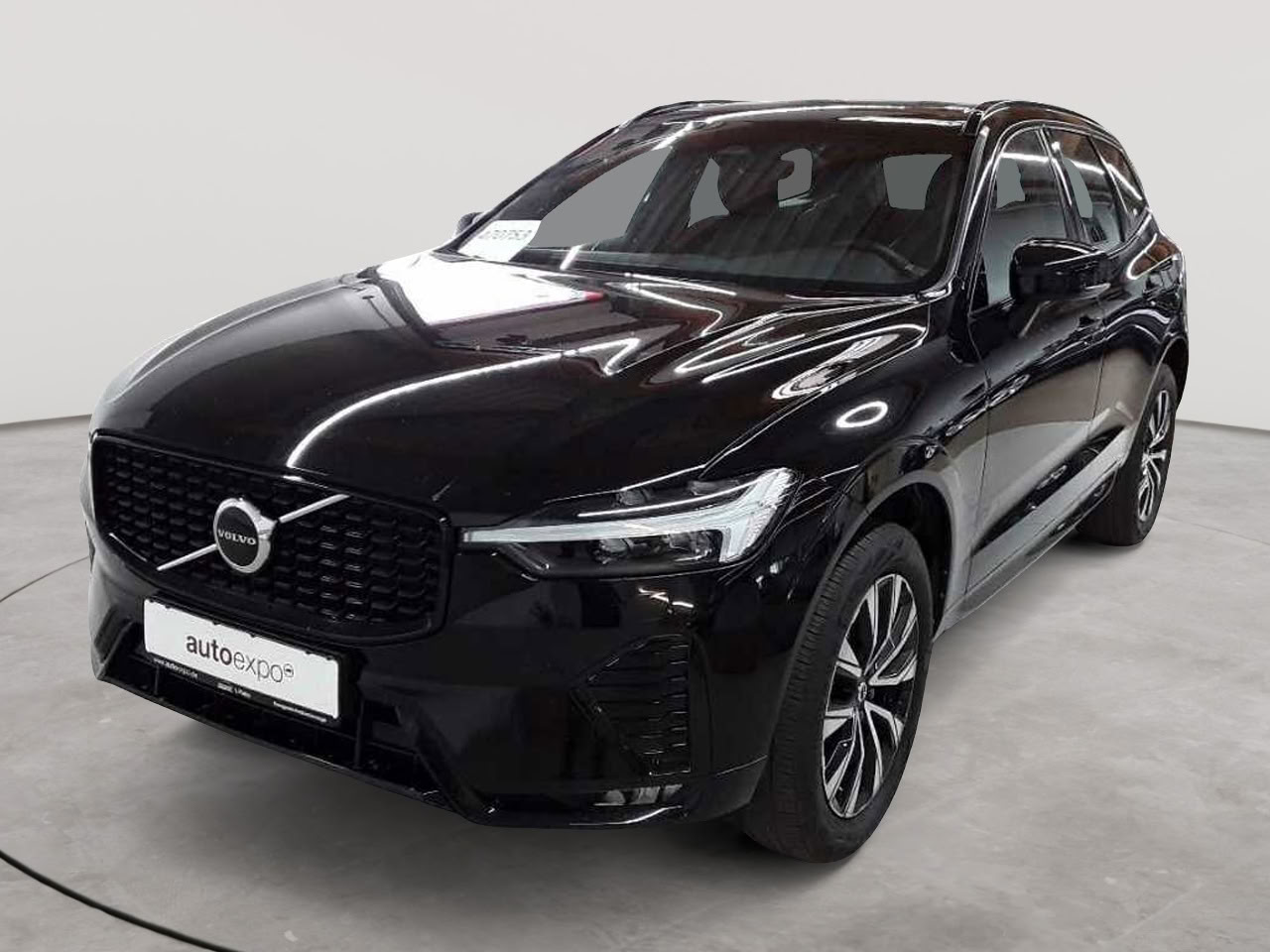 Volvo XC60 B4 D AWD Plus Dark 2