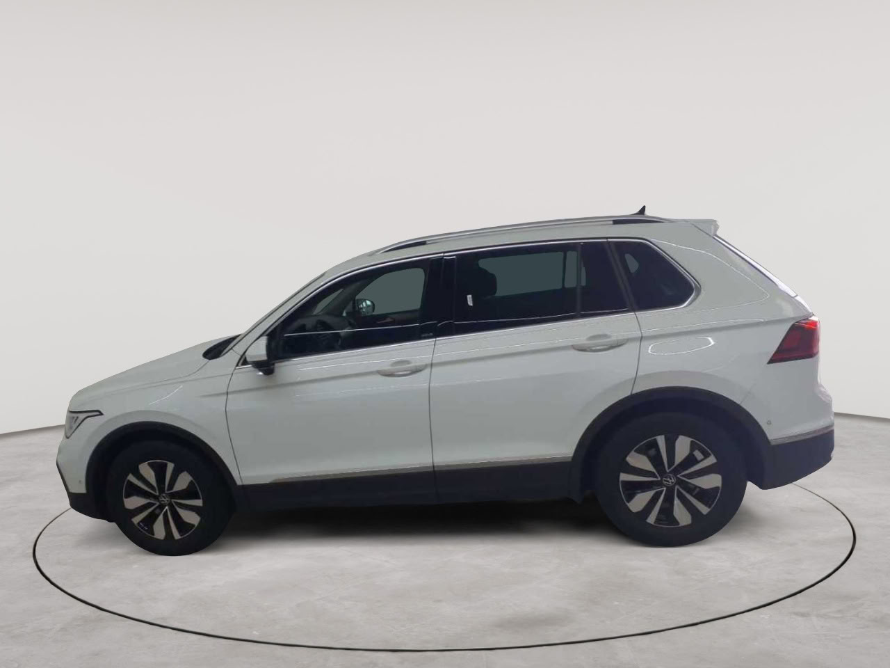 Vw Tiguan 2.0 TDI SCR DSG Move 6