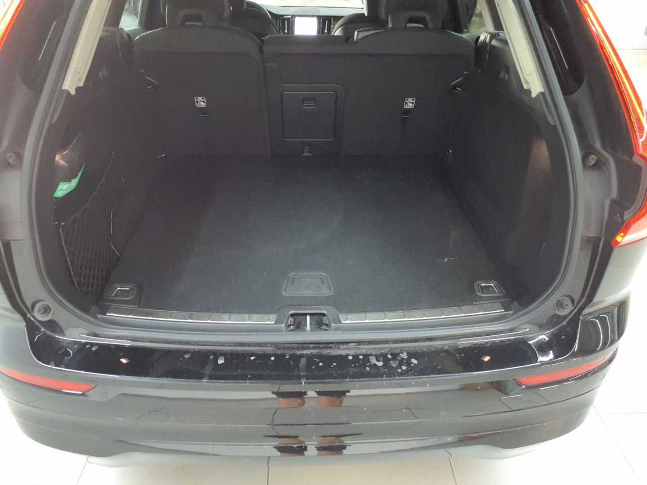 Volvo XC60 B4 D Geartronic Momentum Pro 15