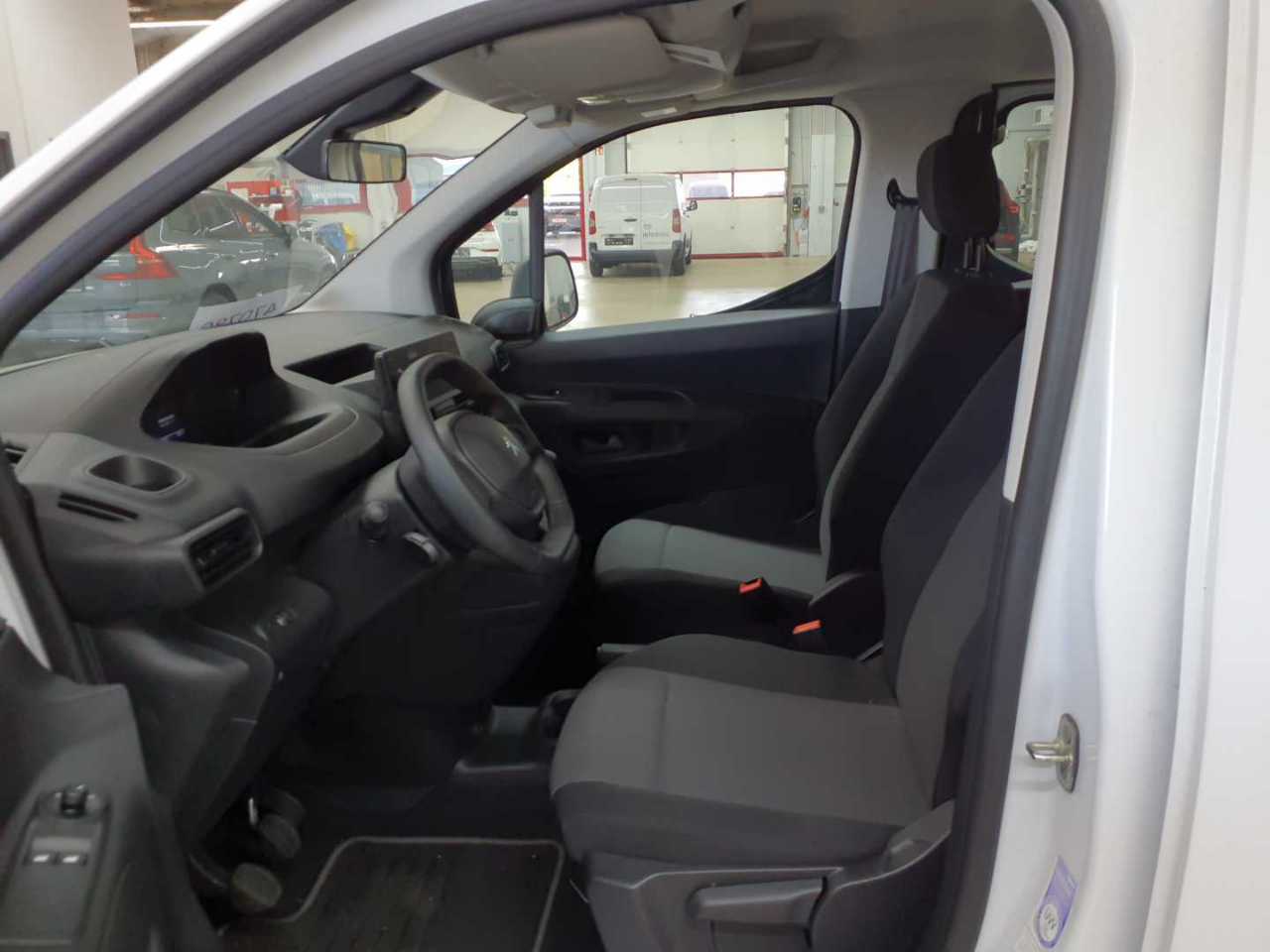 Peugeot Rifter PureTech 110 L1 Active Pack 7