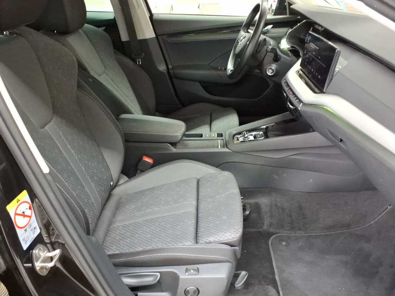Skoda Octavia Combi 2.0 TDI DSG Clever 7
