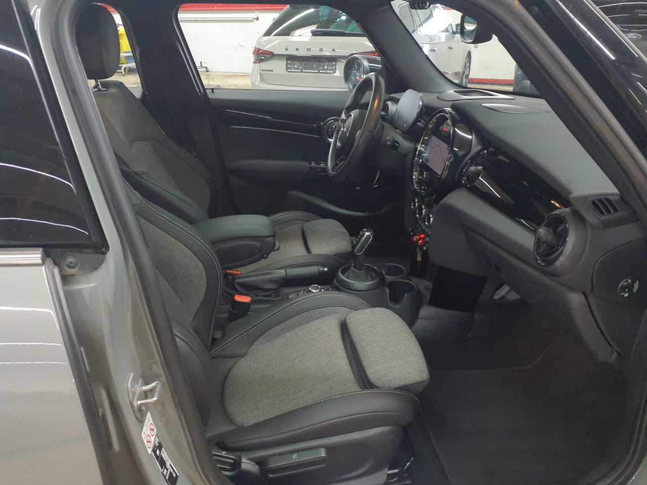 Mini Cooper S Aut. Classic Trim 8