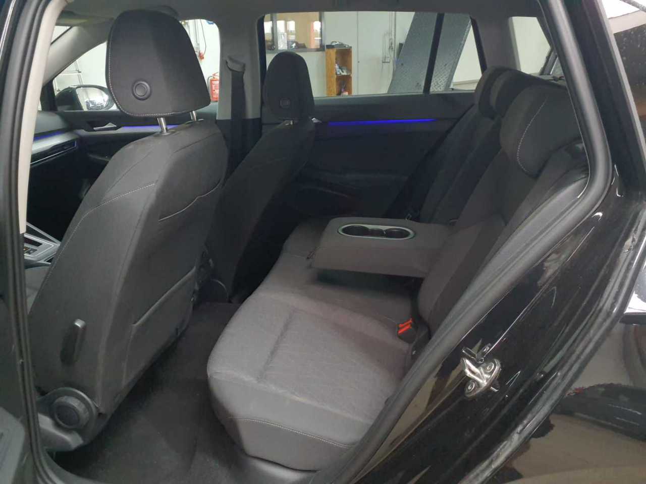 Vw Golf Variant 1.5 eTSI OPF DSG Life 13