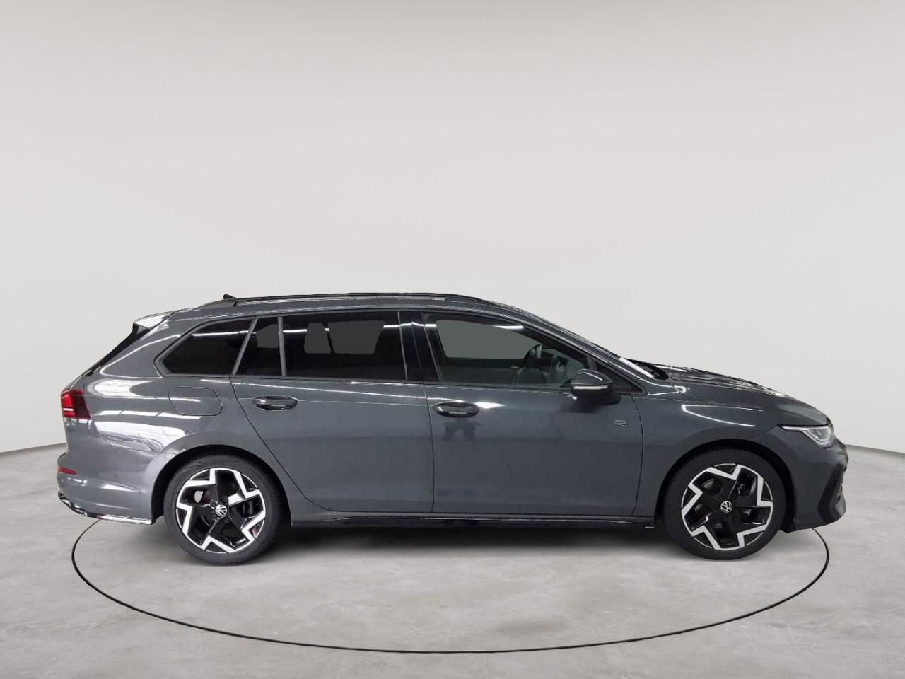 Vw Golf Variant 1.5 eTSI OPF DSG R-Line 3