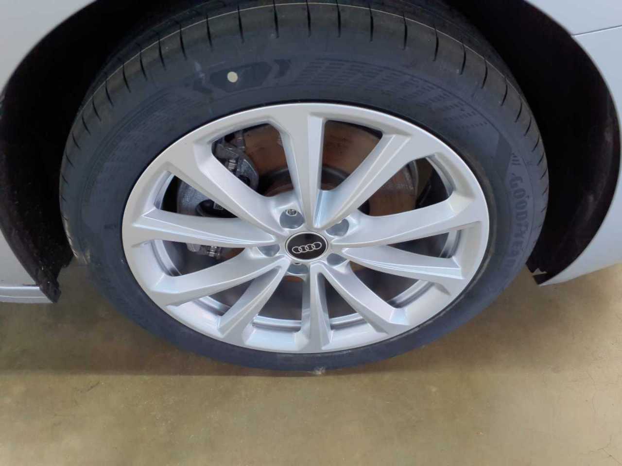 Audi A5 Avant TDI 150 kW S tronic 16