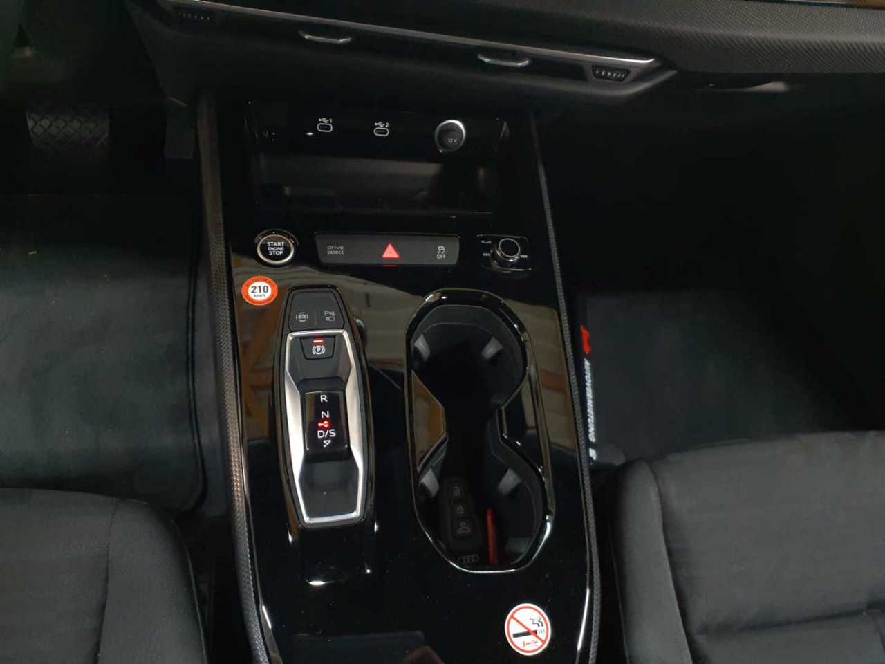 Audi A5 Avant TDI 150 kW S tronic 10