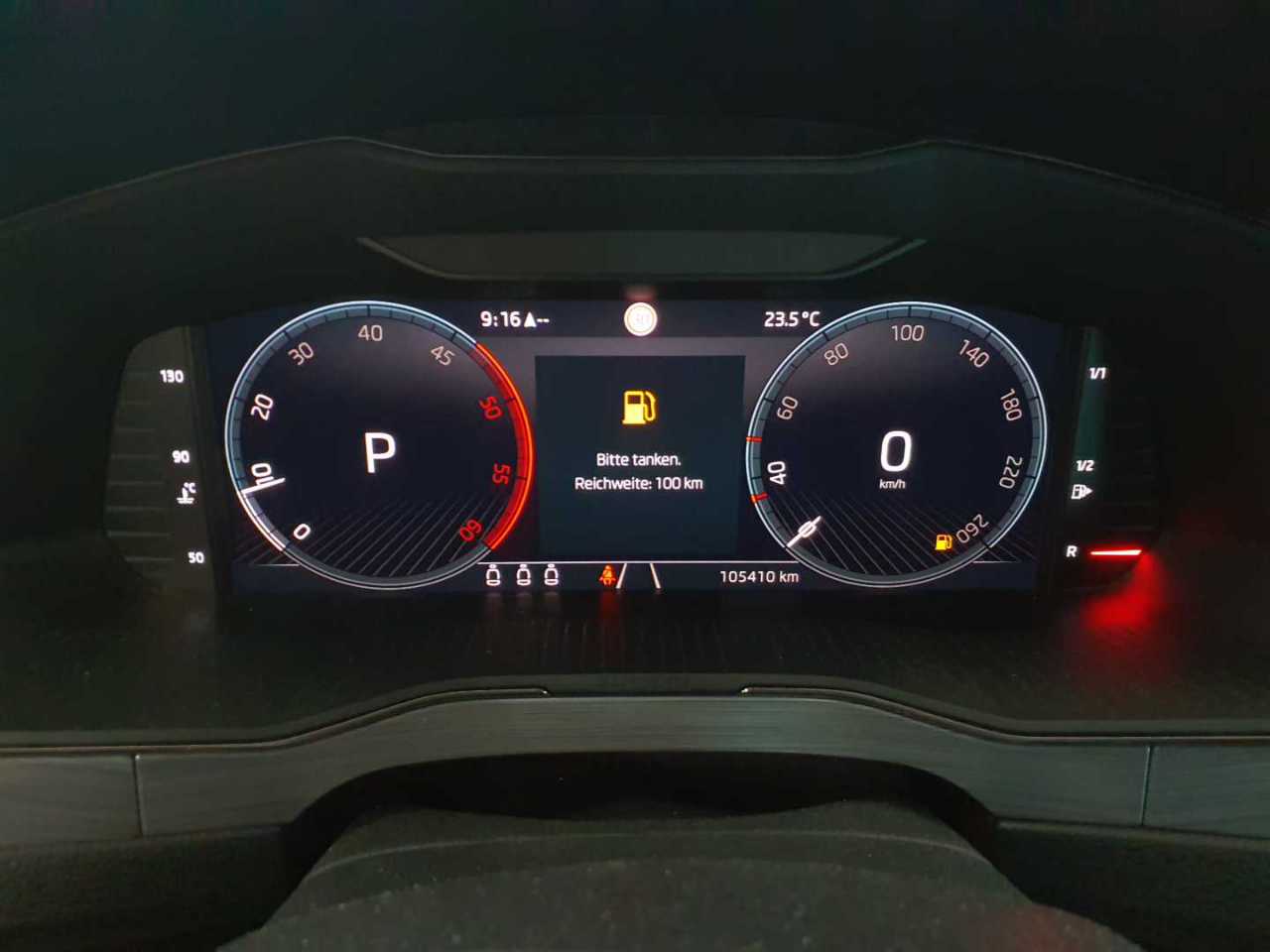 Skoda Superb Combi 2.0 TDI DSG Ambition 11