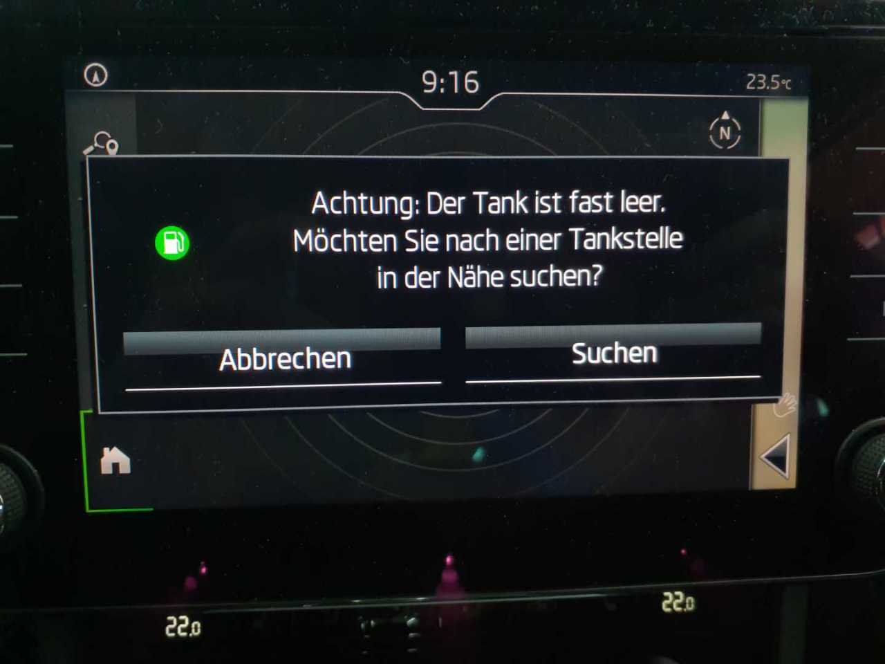 Skoda Superb Combi 2.0 TDI DSG Ambition 12