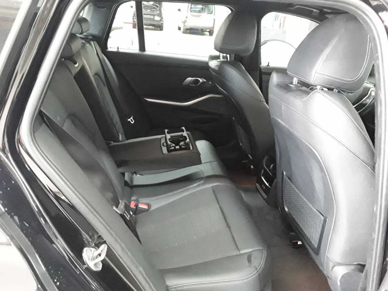 Bmw 320d Touring xDrive Aut. 13