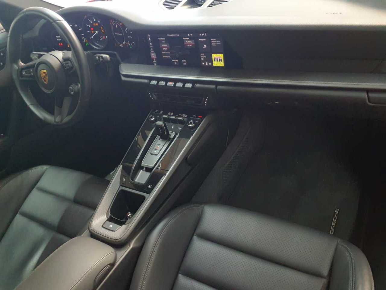 Porsche 911 Carrera S PDK 9