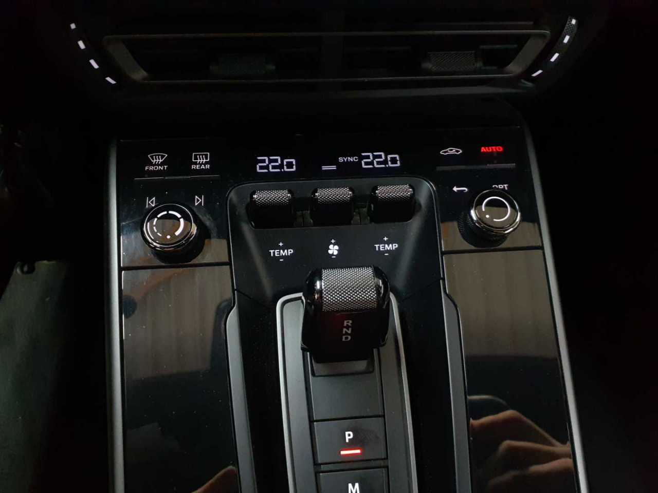 Porsche 911 Carrera S PDK 16