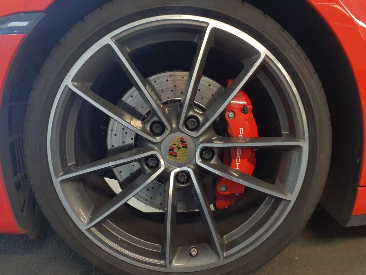 Porsche 911 Carrera S PDK 18