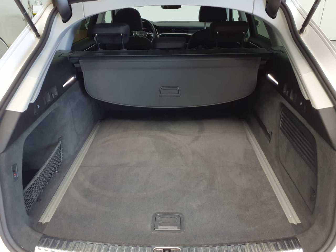 Audi A6 Avant 40 TDI S tronic 15