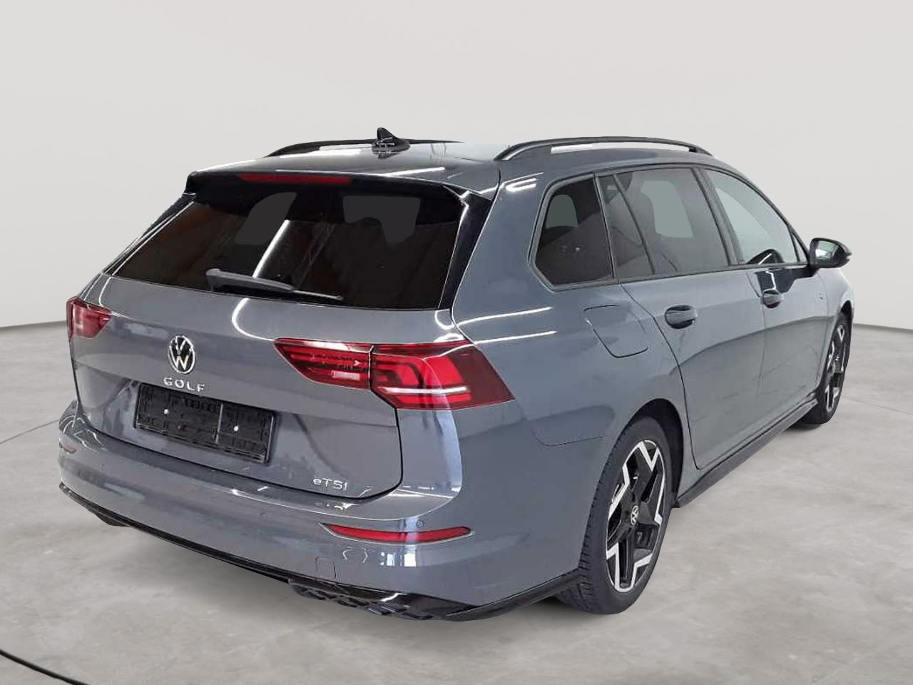 Vw Golf Variant 1.5 eTSI OPF DSG R-Line 4