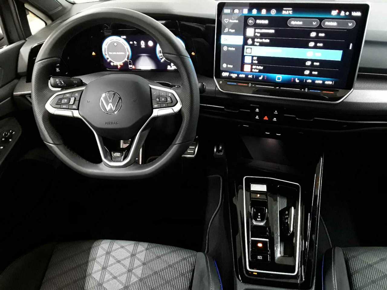 Vw Golf Variant 1.5 eTSI OPF DSG R-Line 10