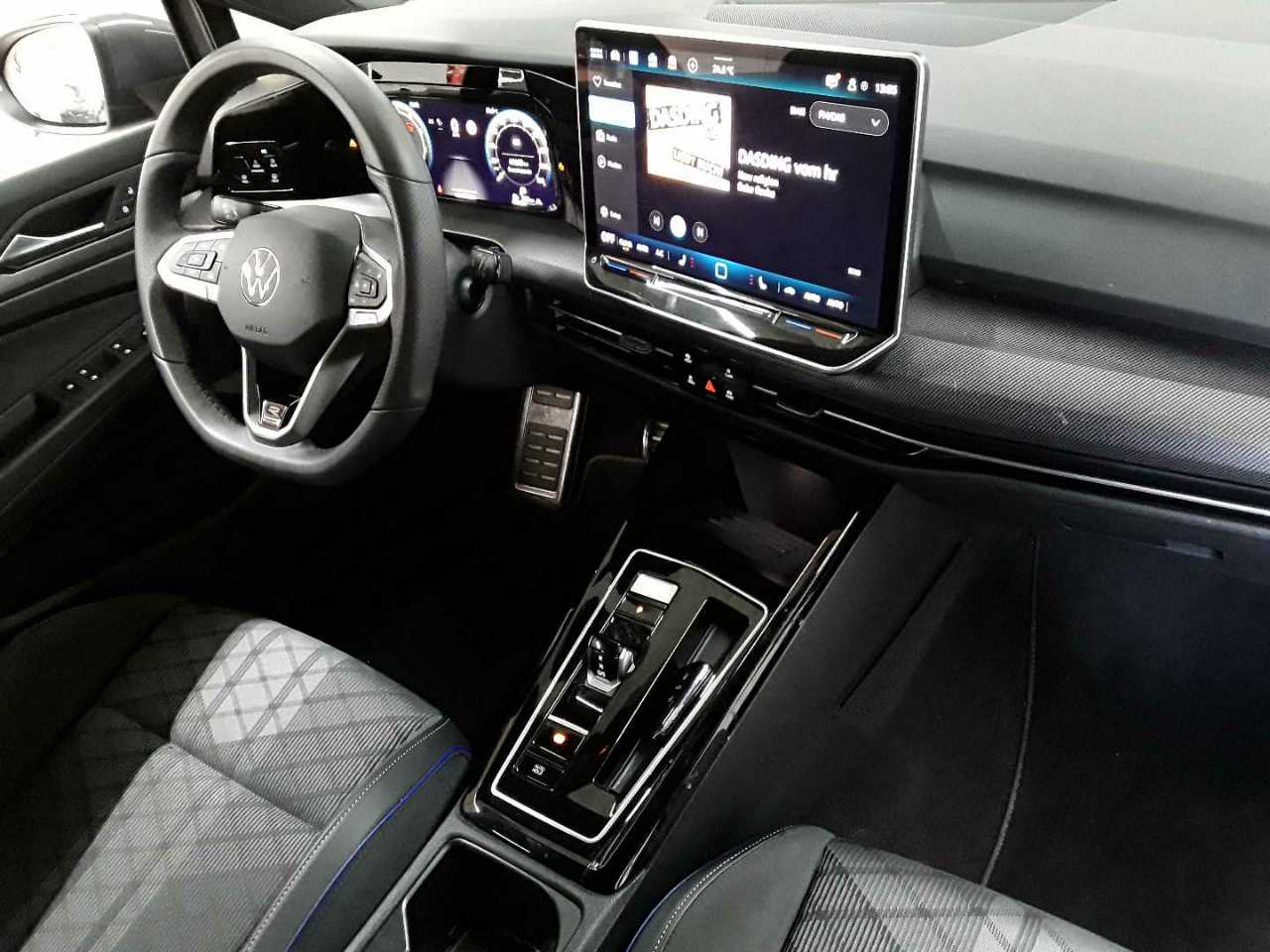 Vw Golf Variant 1.5 eTSI OPF DSG R-Line 9