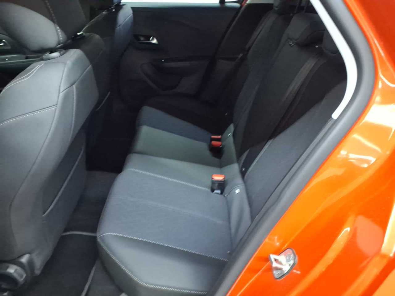 Opel Corsa 1.2 Start/Stop Elegance 13