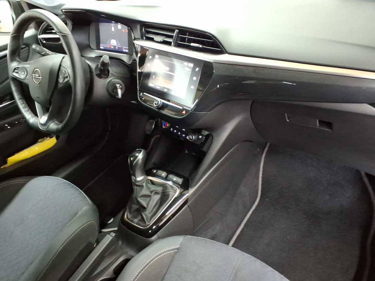 Opel Corsa 1.2 Start/Stop Elegance 9