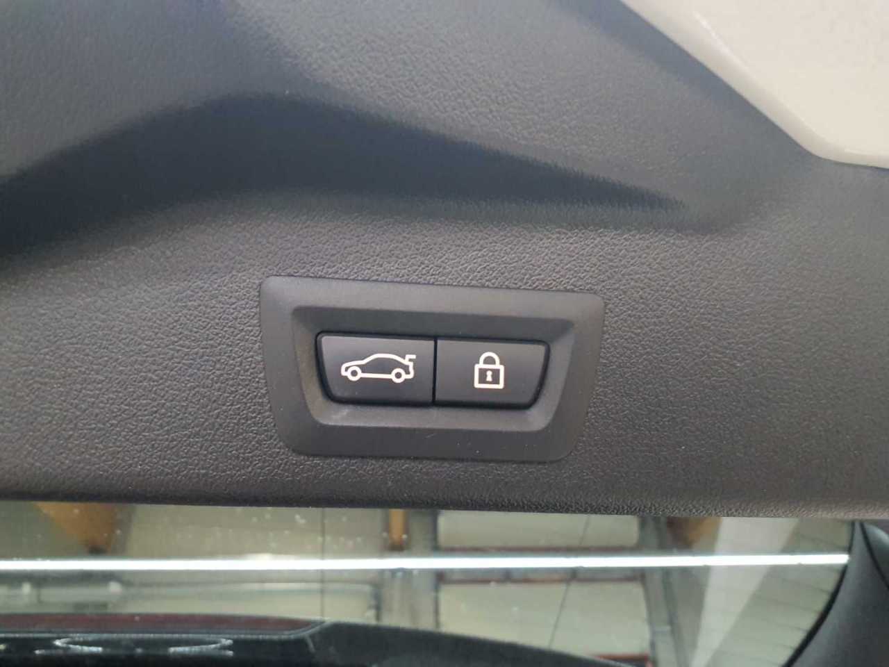 Bmw X5 xDrive45e 16