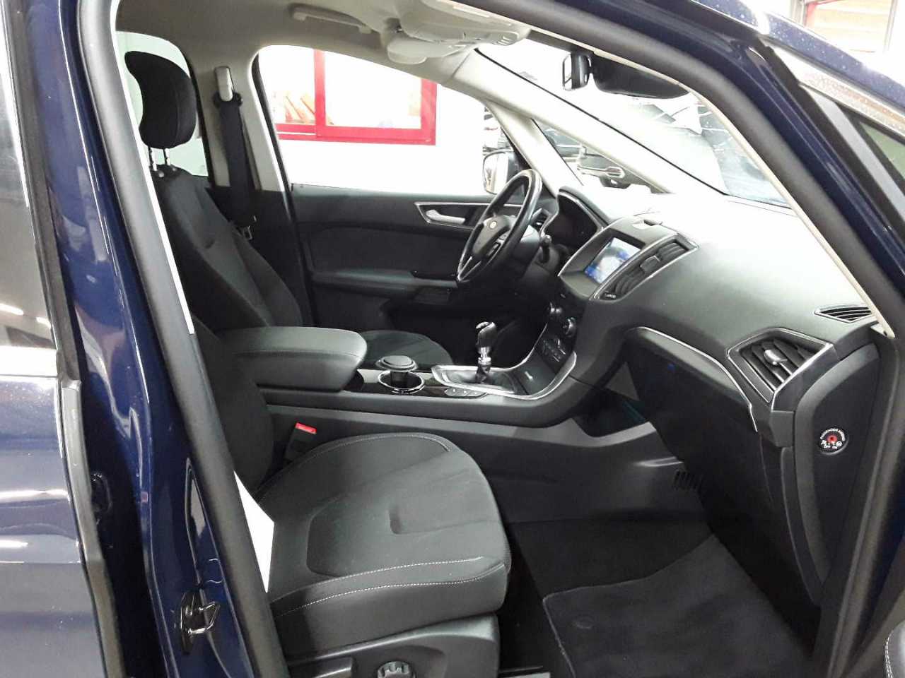 Ford S-Max 2.0 EcoBlue TITANIUM 8