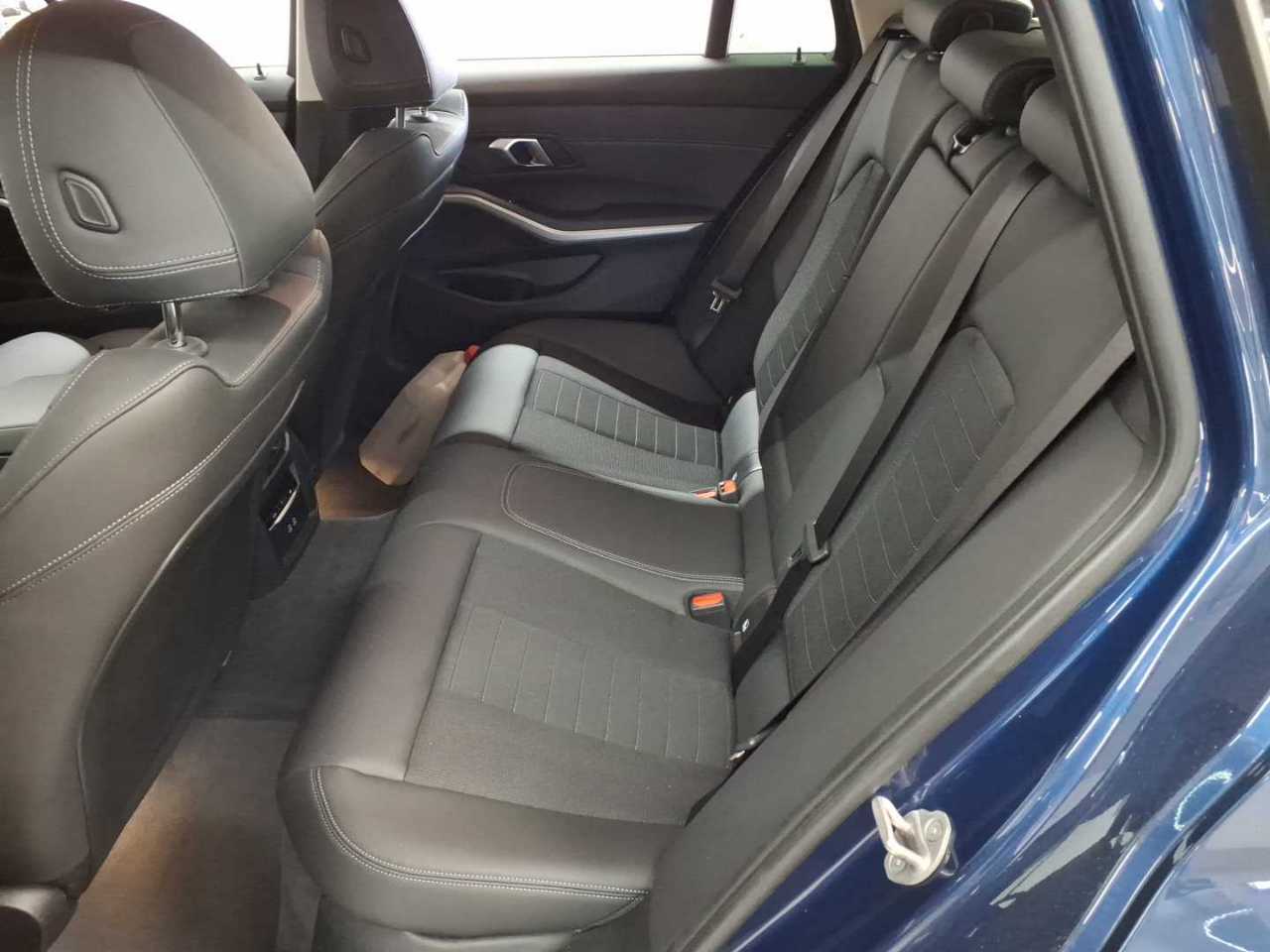 Bmw 320d Touring Aut. 13