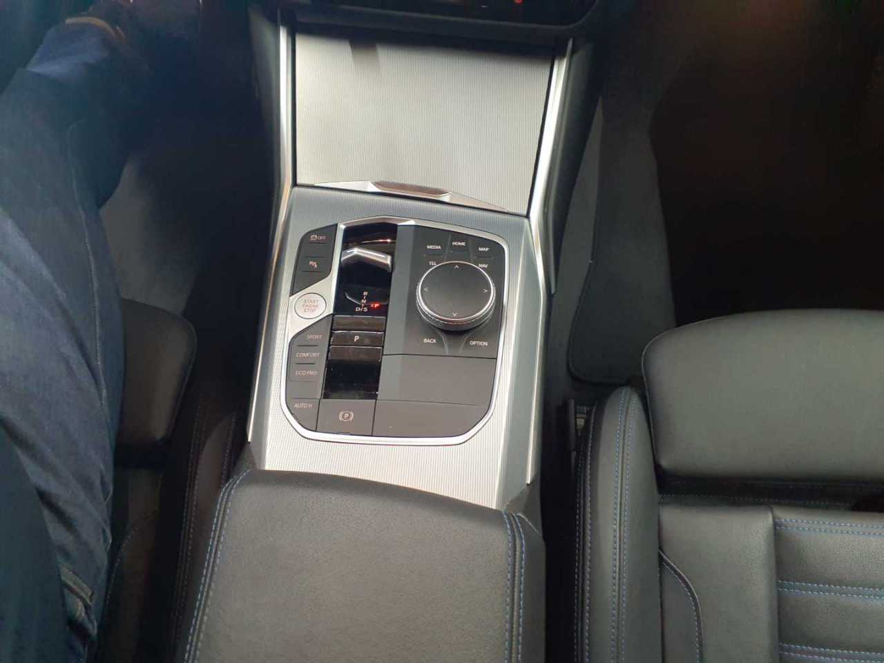 Bmw 330d Touring Aut. 10