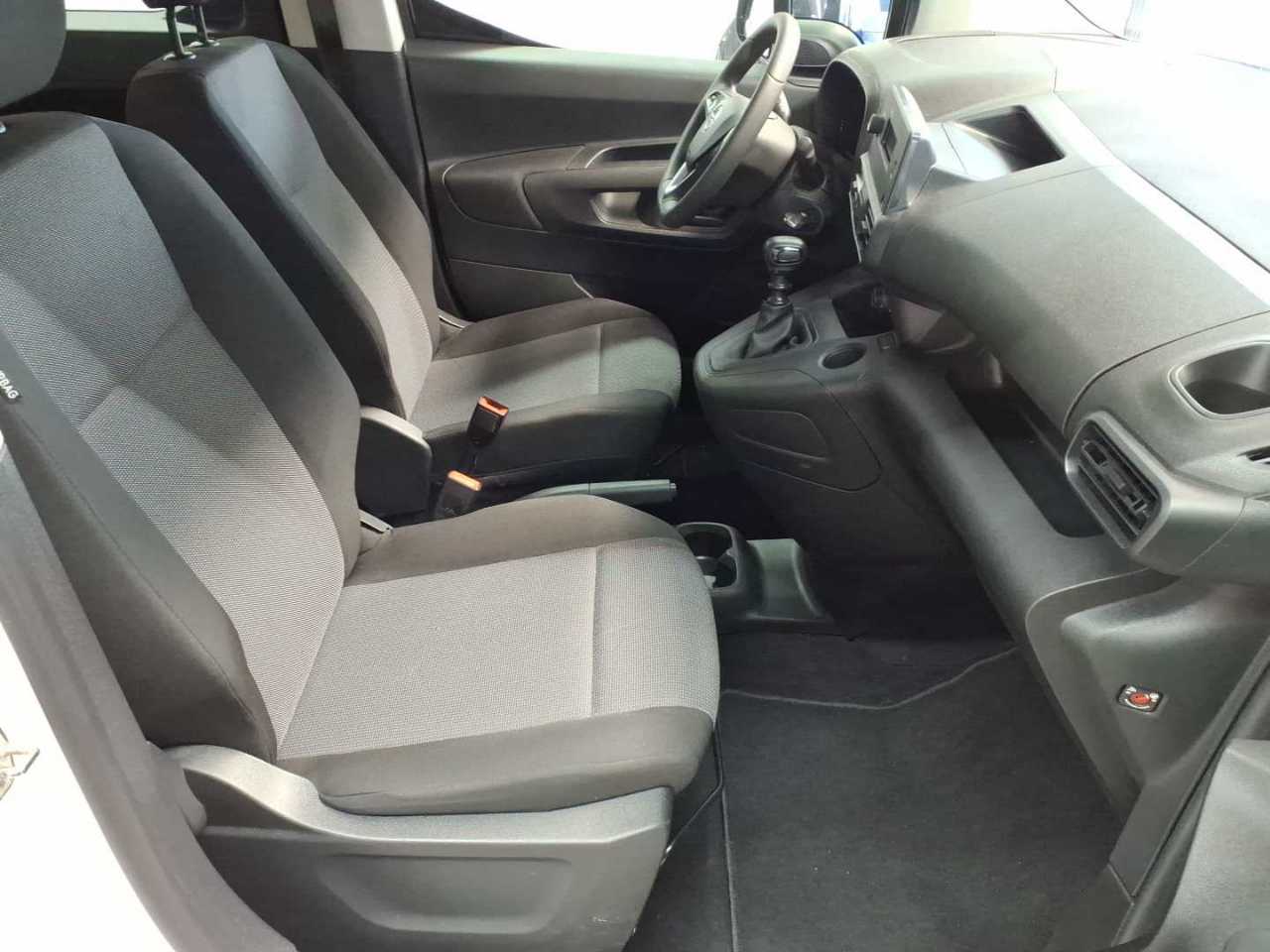 Opel Combo Life 1.5 D Start/Stop 7