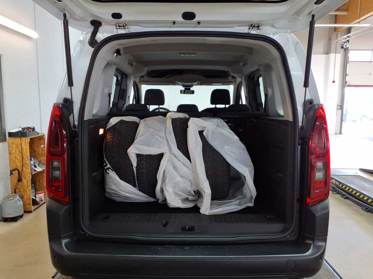 Opel Combo Life 1.5 D Start/Stop 15