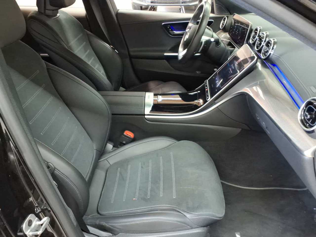 Mercedes-Benz C 200 d T 9G-TRONIC AMG Line 8