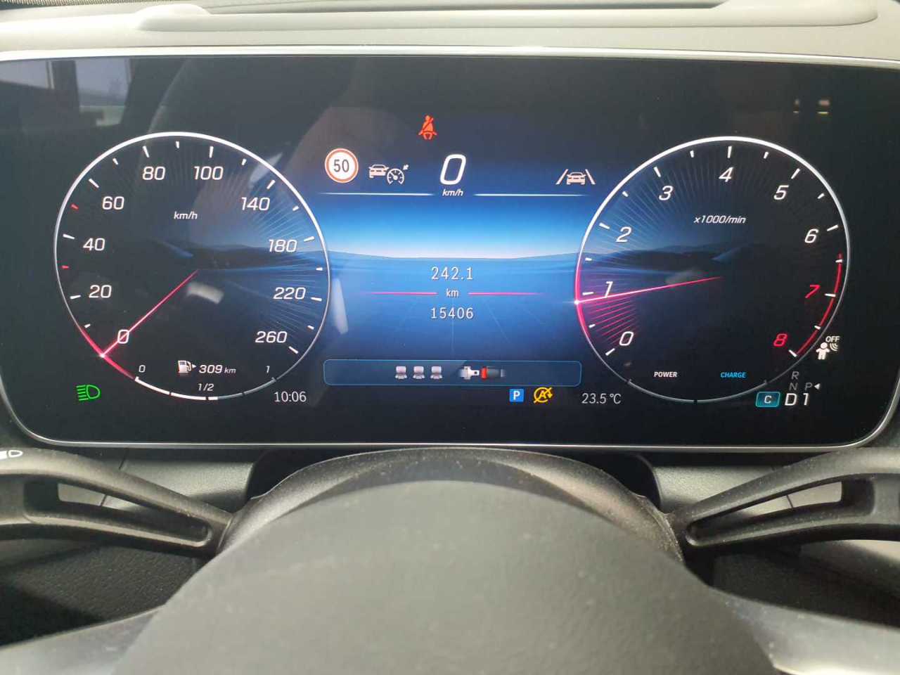 Mercedes-Benz GLC 300 4Matic 9G-TRONIC AMG Line Advanced 11