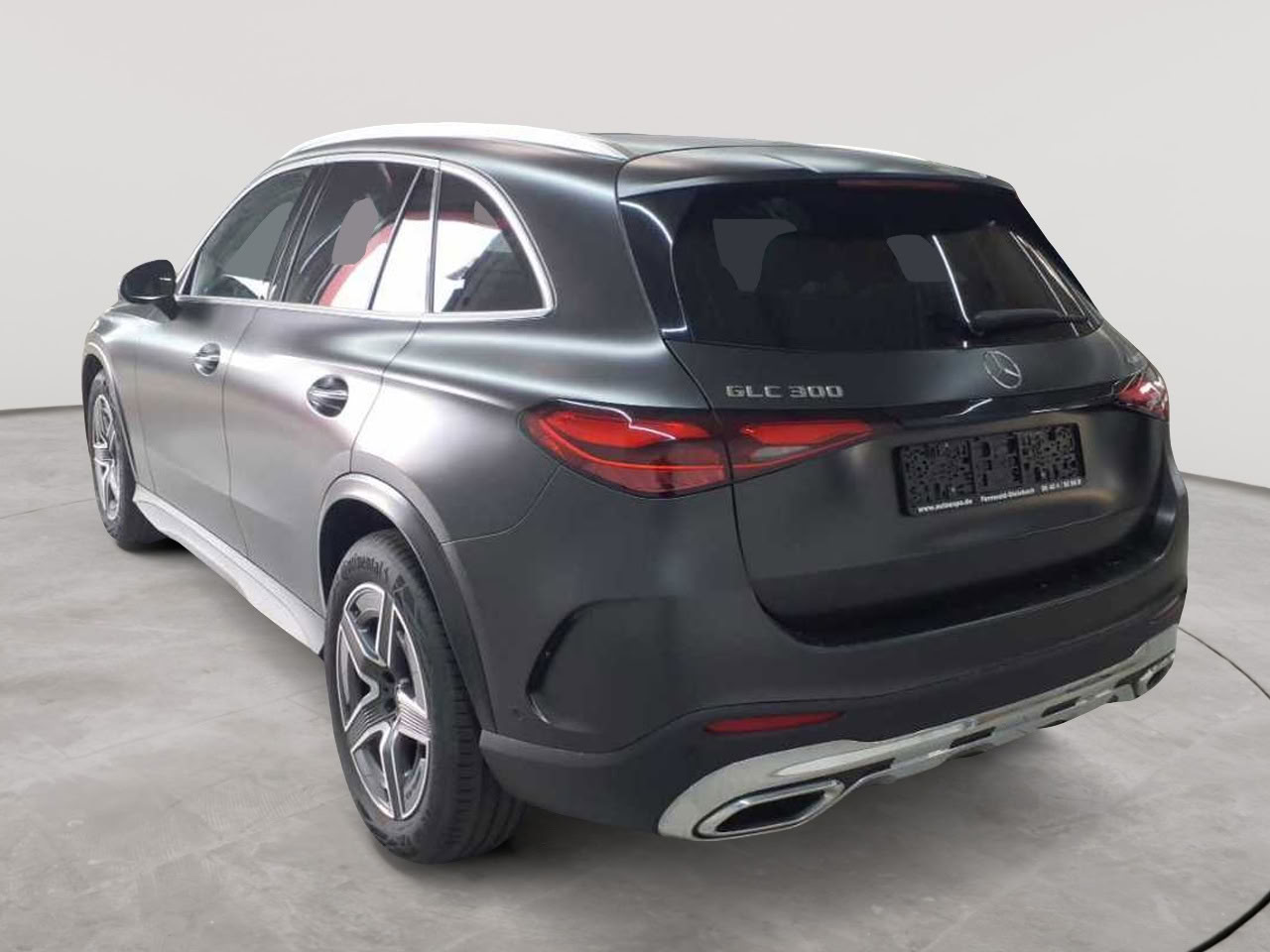 Mercedes-Benz GLC 300 4Matic 9G-TRONIC AMG Line Advanced 5