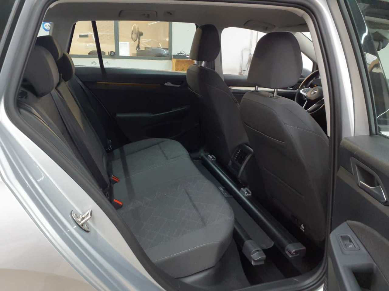 Vw Golf Variant 2.0 TDI SCR DSG Life 14