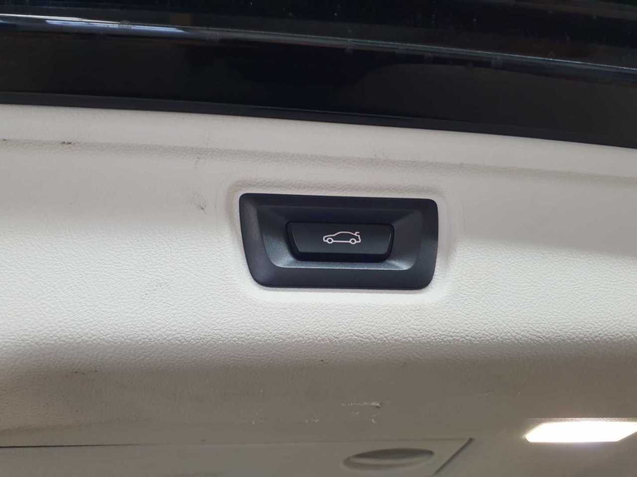 Bmw 318d Touring Aut. 16