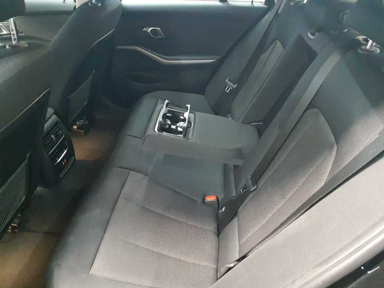 Bmw 318d Touring Aut. 13