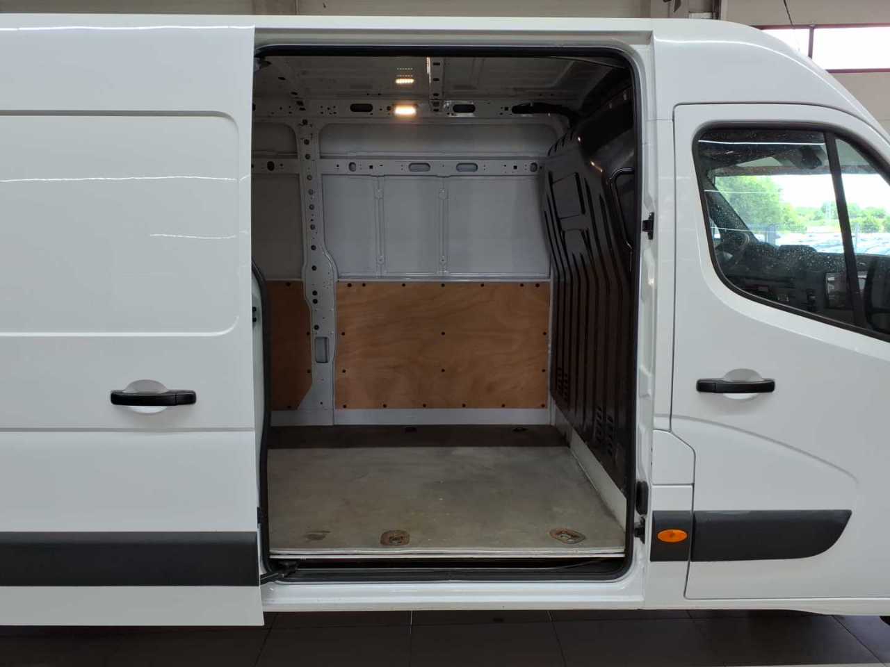 Opel Movano 2.3 D L3H2 2WD VA S&S 8