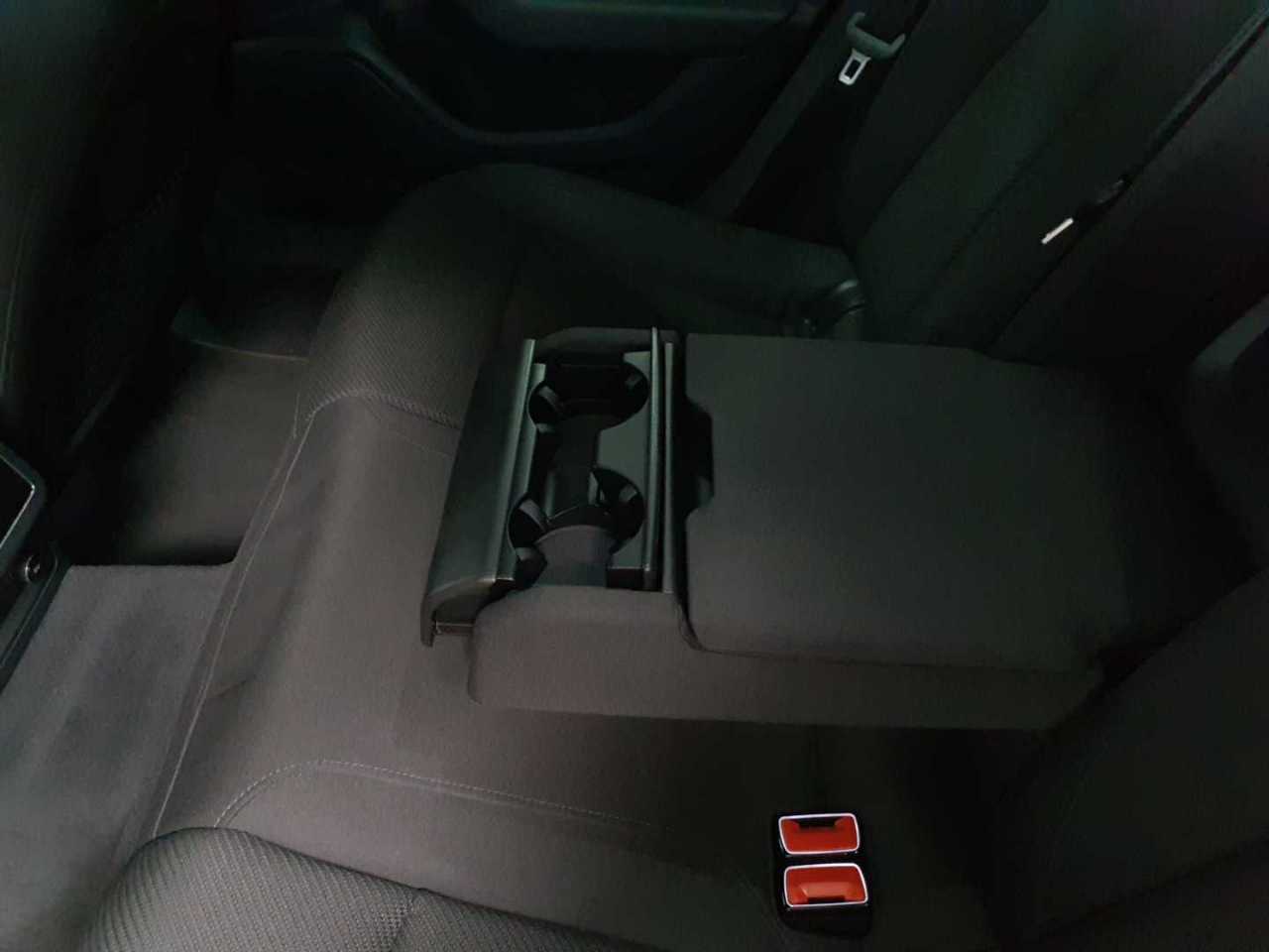 Audi A6 Avant 40 TDI S tronic 15