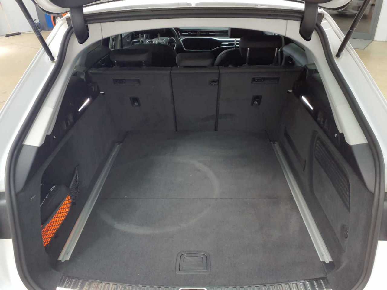 Audi A6 Avant 40 TDI S tronic 14