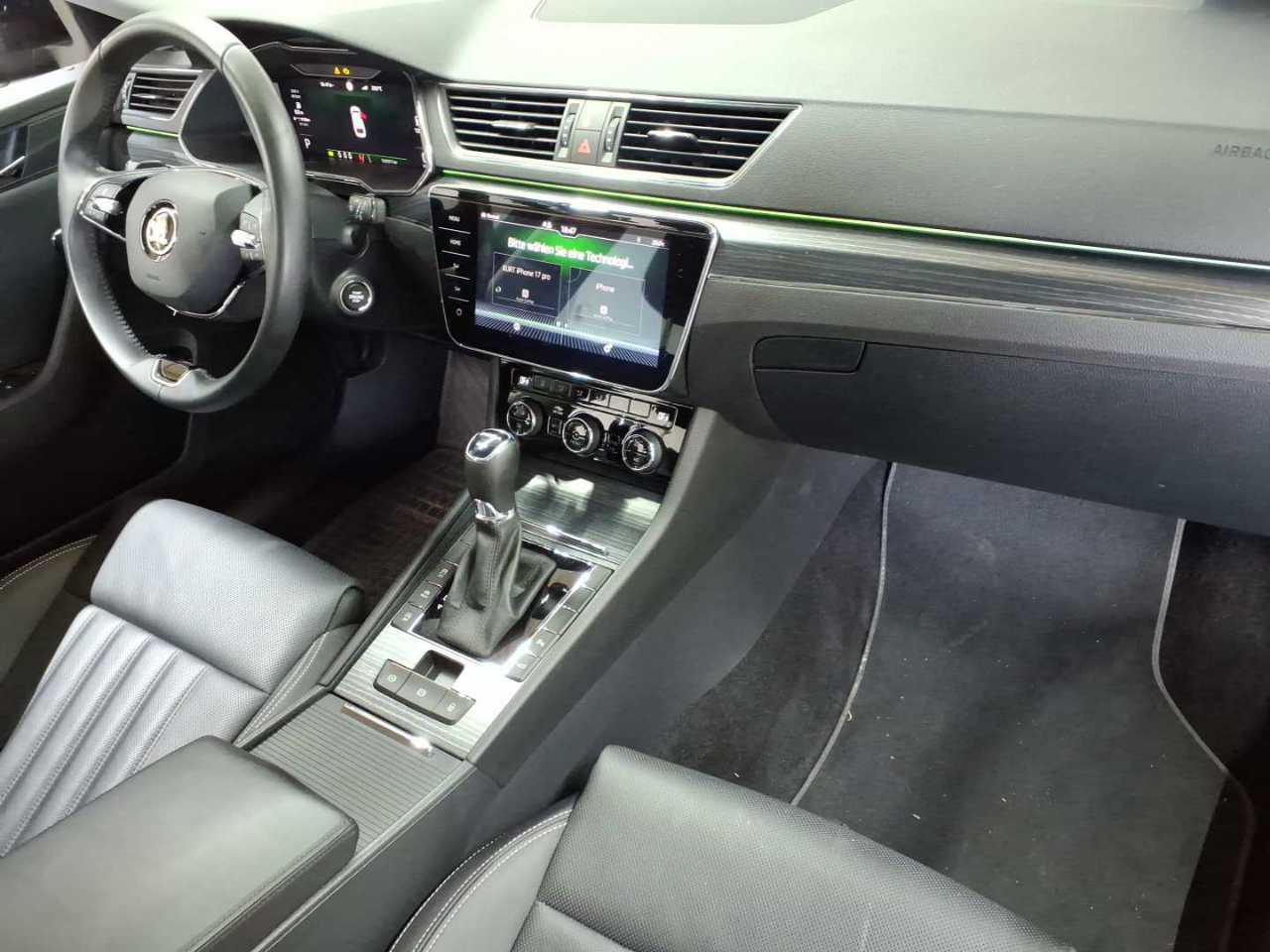 Skoda Superb Combi 2.0 TDI 4x4 DSG Premium Edition 9