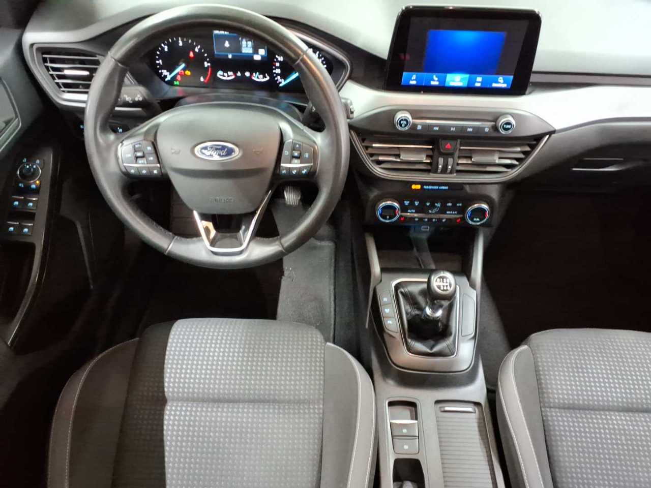 Ford Focus Turnier 1.5 EcoBlue Start-Stopp-System COOL&CONNECT 10