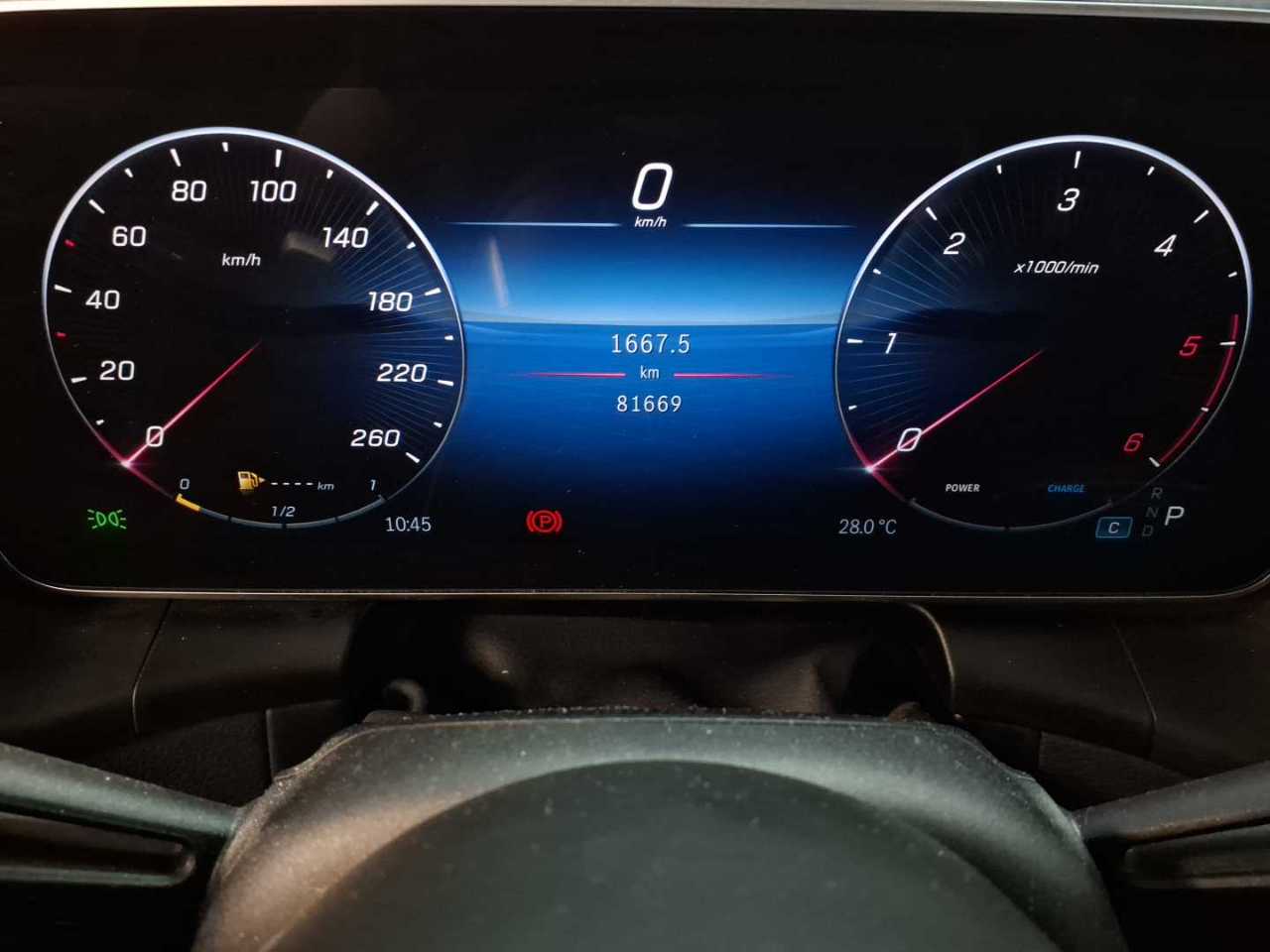 Mercedes-Benz GLC 300 d 4Matic 9G-TRONIC AMG Line Advanced 11
