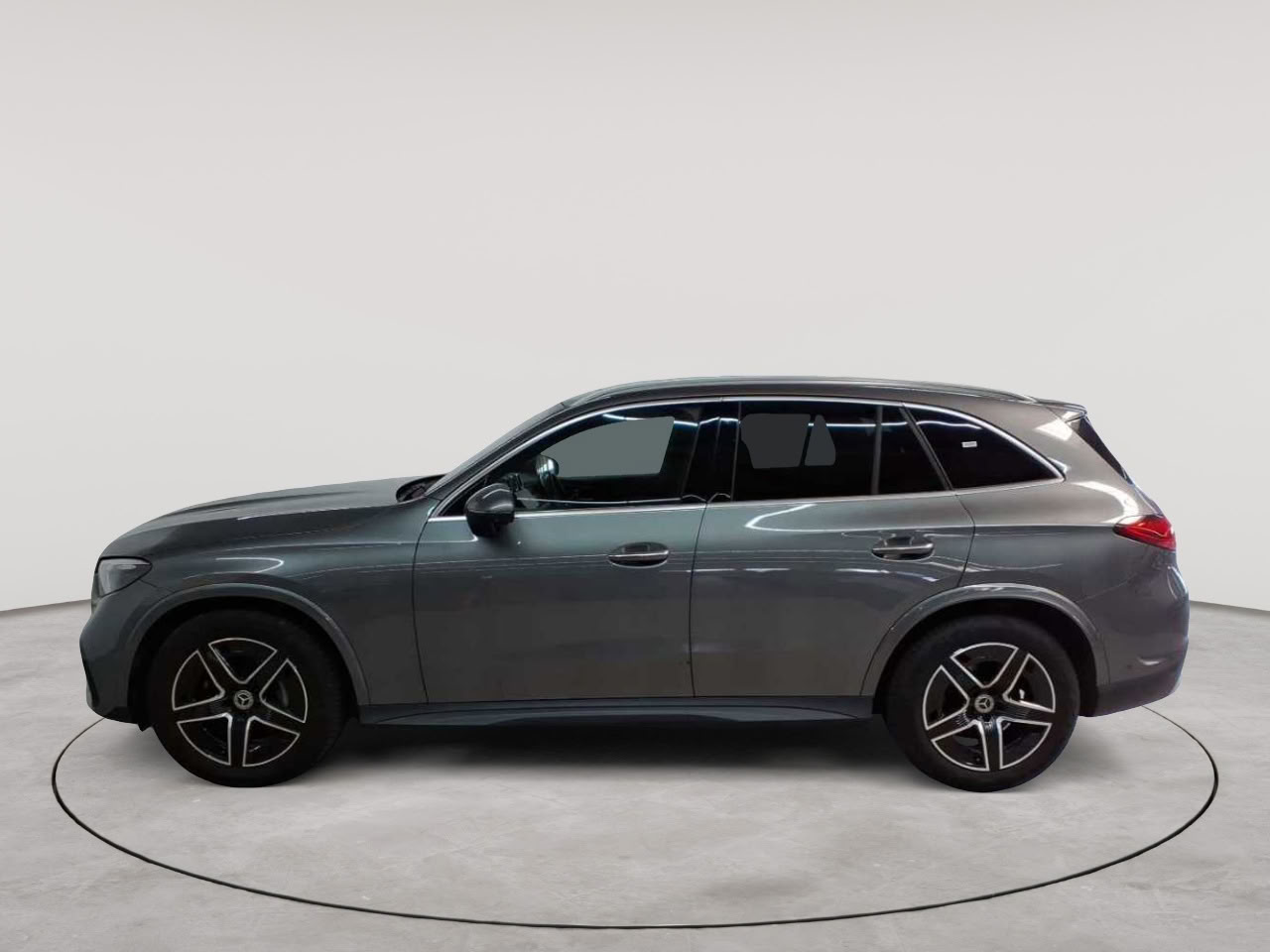 Mercedes-Benz GLC 300 d 4Matic 9G-TRONIC AMG Line Advanced 6