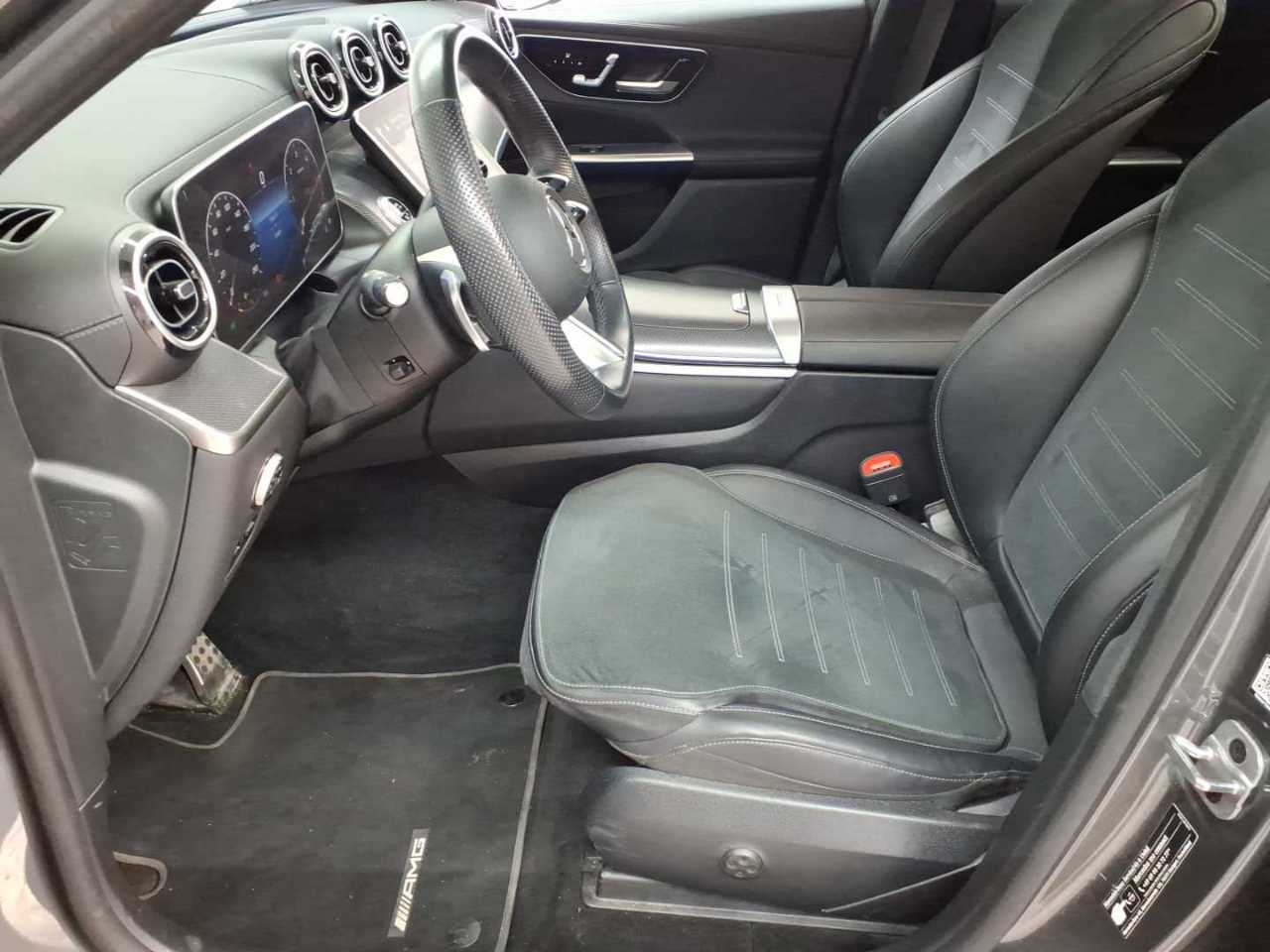 Mercedes-Benz GLC 300 d 4Matic 9G-TRONIC AMG Line Advanced 7