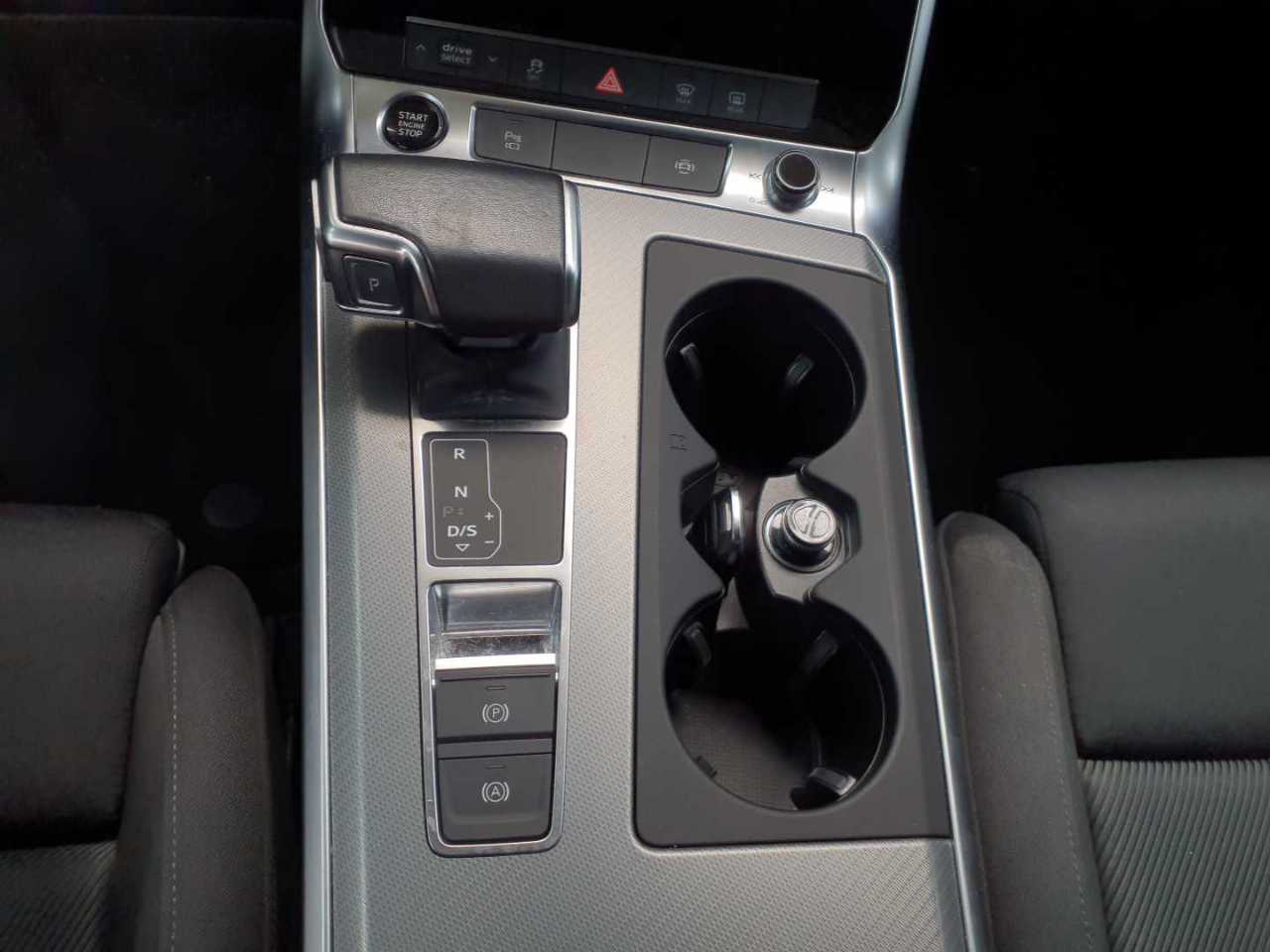 Audi A6 40 TDI S tronic sport 10