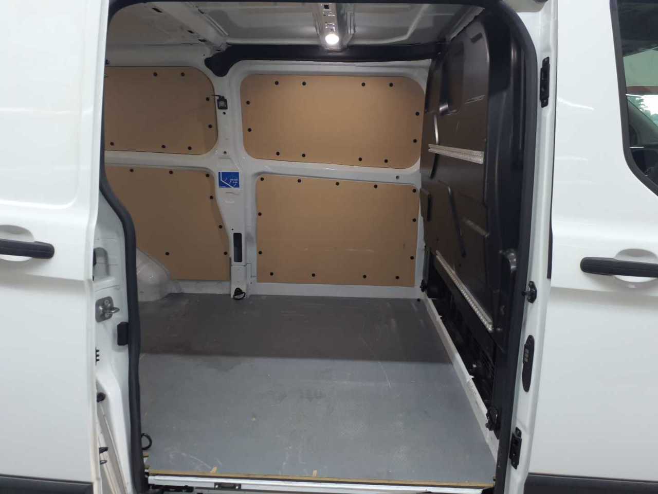Ford Transit Custom 300 L2H1 LKW VA Trend 9