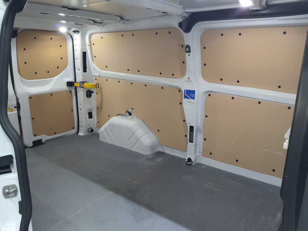 Ford Transit Custom 300 L2H1 LKW VA Trend 10