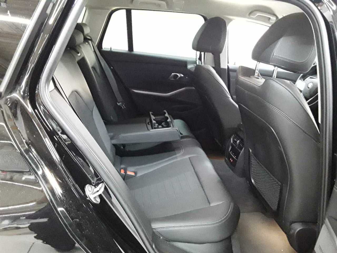 Bmw 320d Touring Aut. 14