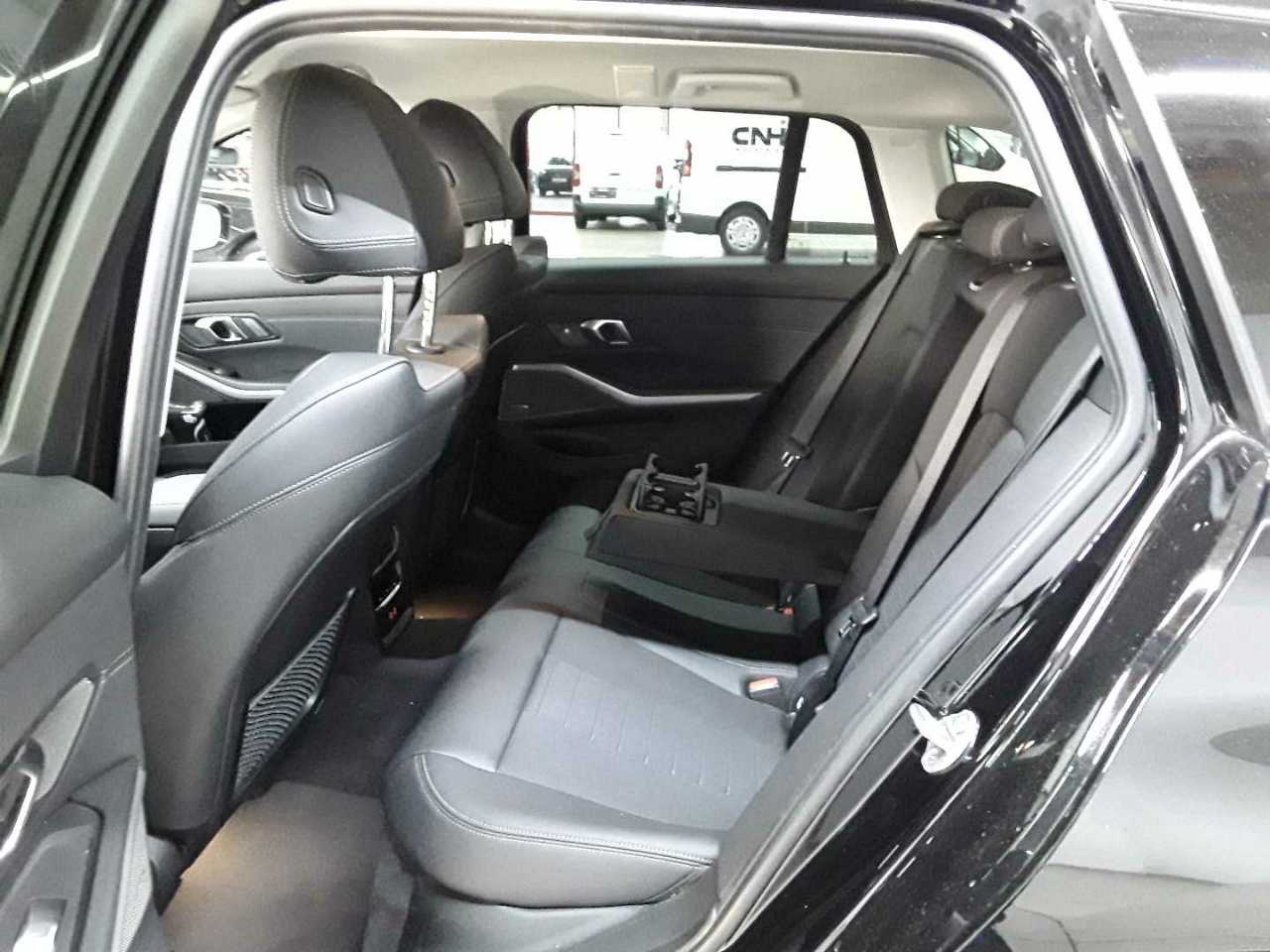 Bmw 320d Touring Aut. 13